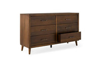 Mackenzie Dresser -