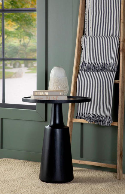 Izzy Black Accent Table -