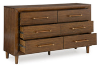 Lynn Dresser -