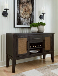 Gale Dining Room Server